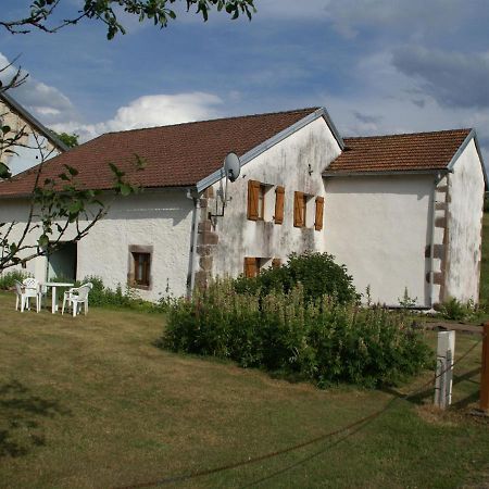 Spacious Holiday Home Near The Forest Esmoulieres 외부 사진